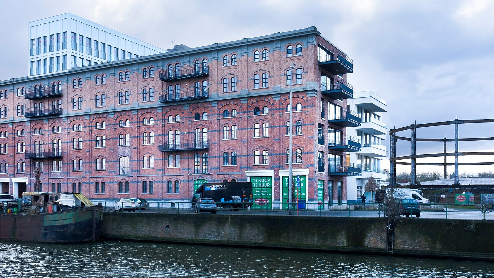 NIeuwe Molens - Het restaureerde magazijngebouw